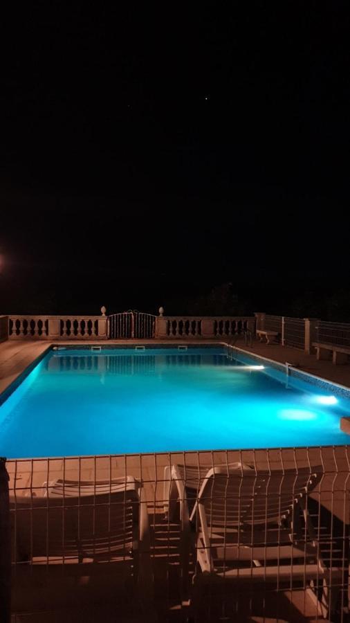 Vila Maisonnette Au Pied De La Garrigue Bernis Exteriér fotografie